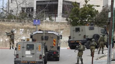 حظر تجول ومداهمات واعتقالات.. الاحتلال يواصل عدوانه على قباطية بالضفة الغربية