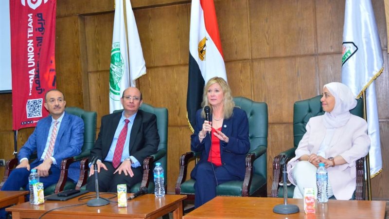 جانب من اللقاء