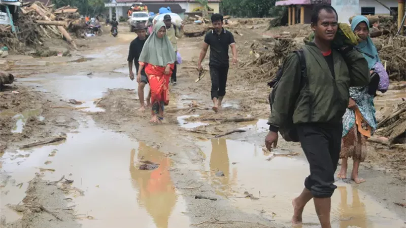 إندونيسيون منكوبون