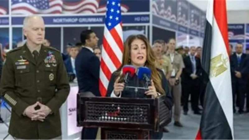 سفيرة الولايات المتحدة