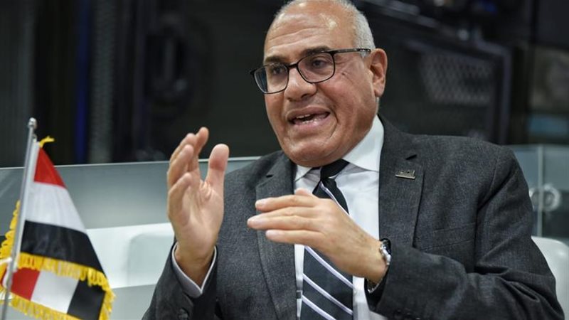 مختار عبد اللطيف