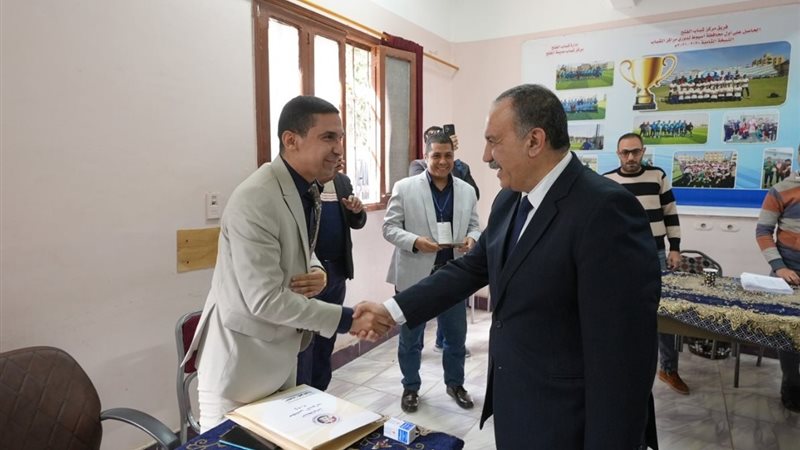 جولة المحافظ 