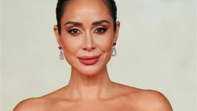 سعر صادم لإطلالة بسنت شوقي في افتتاح مهرجان البحر الأحمر السينمائي