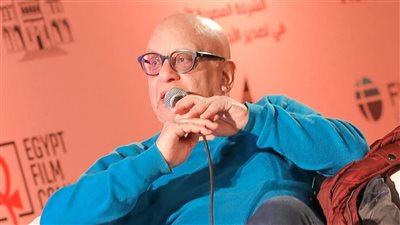 رغم الانتقادات.. خيري بشارة يدافع عن فيلم «الست»