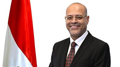 وزير العمل يعتمد 2.99 مليون جنيه لصالح 408 عمال في 25 محافظة