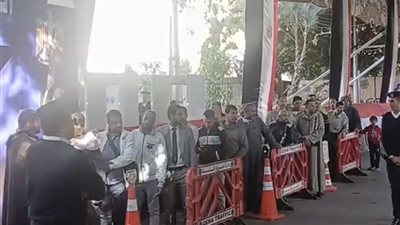 توافد المواطنين بقنا على اللجان الانتخابية في الساعة الأولى من اليوم الأخير لانتخابات النواب