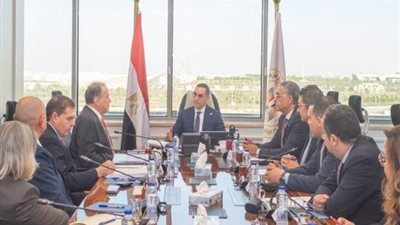 استثمارات جديدة تتجاوز 500 مليار دولار لتطوير البينة التحتية