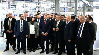 «سيارات المستقبل تصنع في بدر».. مدبولي يفتتح مصنع ليوني الجديد