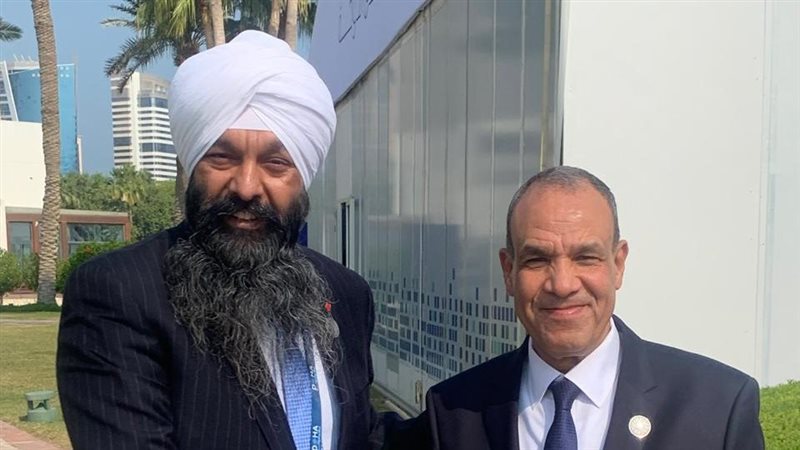 وزير الخارجية يلتقي