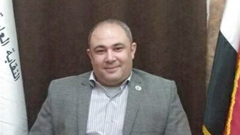  الدكتور الحسيني