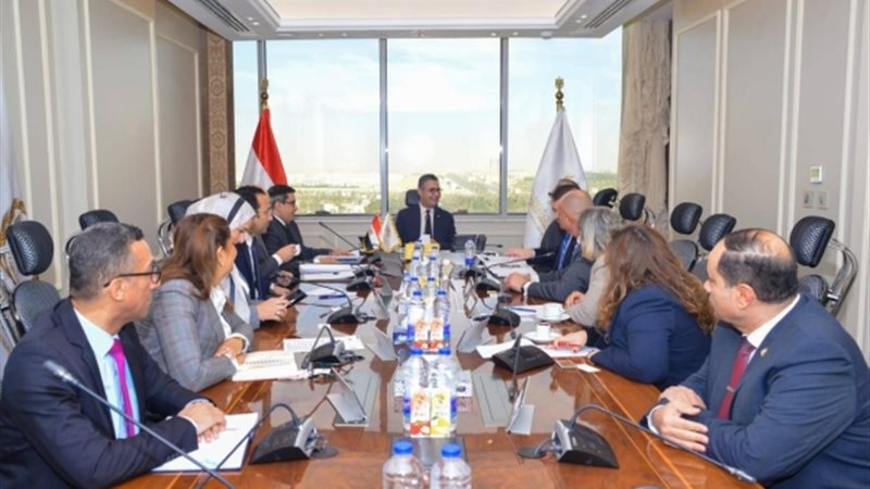 وزير التموين 