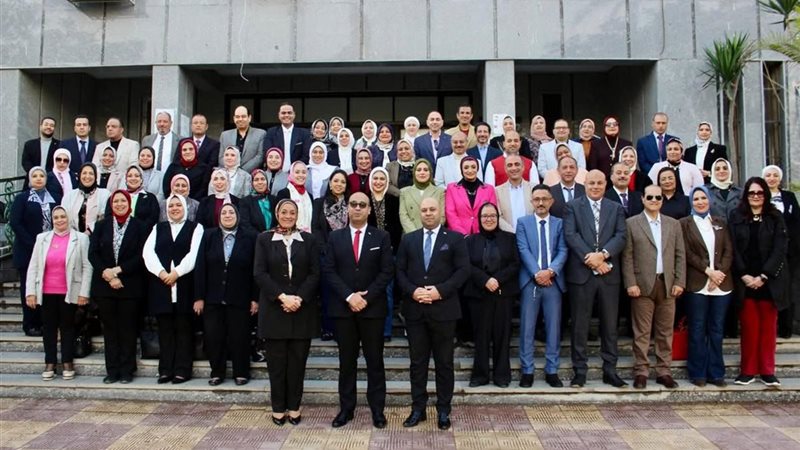 جانب من اجتماع مديرية