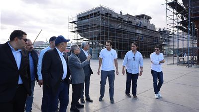 بناء 6 قاطرات.. بقوة شد تتراوح لـ90 طن بشركة القناة للقوارب