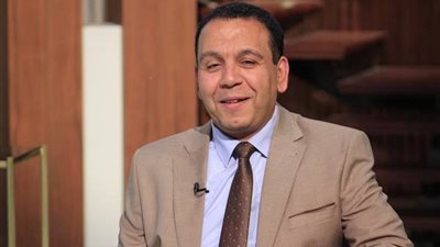 خبير تربوي: استبدال الدبلومات الفنية بـ