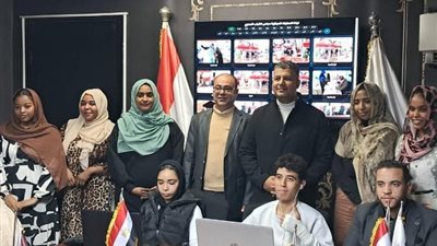 وفود دولية تزور غرفة العمليات المركزية بمجلس الشباب المصري 