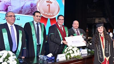 رئيس جامعة القاهرة: يوم الحصاد وتتويج لسنوات من الجهد 