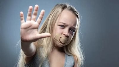 هل الخوف يحمي أطفالنا أم يدمرهم؟.. خبراء يجيبون عن سؤال ما بعد التحرش