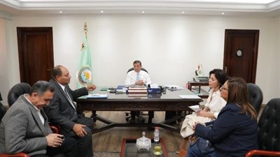 وزير الزراعة يبحث مع جمعيات الرفق بالحيوان قانون تنظيم حيازة الحيوانات.. ومكافحة كلاب الشوارع