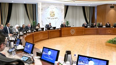 رئيس الوزراء لمجتمع رجال الأعمال والمستثمرين: ضاعفوا استثماراتكم ... الفرص واعدة فاغتنموها