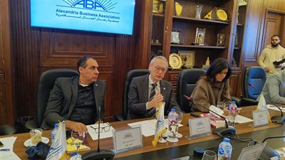 رجال أعمال الإسكندرية: 12.8 مليار جنيه تمويلات صغيرة ومتناهية الصغر خلال 2025