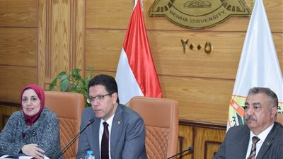 رئيس جامعة بنها: توسيع قاعدة مشاركة الطلاب في مختلف الأنشطة.. تفاصيل 