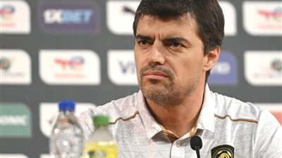 مدرب يانج أفريكانز: تلقيت عرضًا لتدريب منتخب مصر... ويتحدى الأهلي