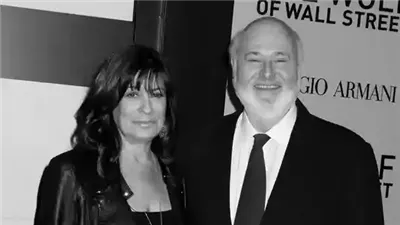 صدمة في هوليوود: توجيه تهمة القـ.ـتل لنجل المخرج الشهير روب راينر