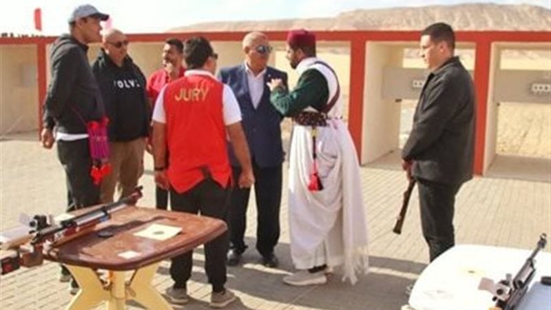 وزير الشباب والرياضة