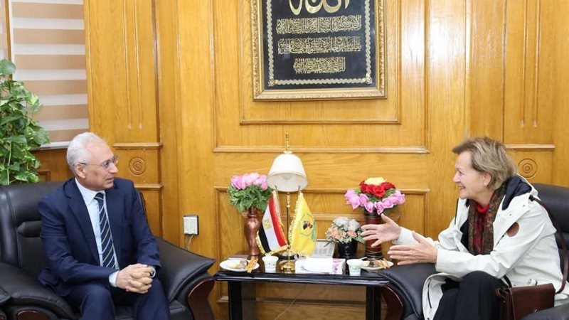 أنجلينا إيخهروست