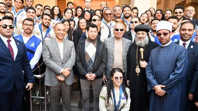 وزير الرياضة ومحافظ المنيا يفتتحان ملتقى التوظيف الخامس بأبوقرقاص