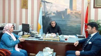 نائب «الجبهة الوطنية» ينهي أزمة مديونيات الإيجارات بمساكن الإيواء في الإسكندرية 