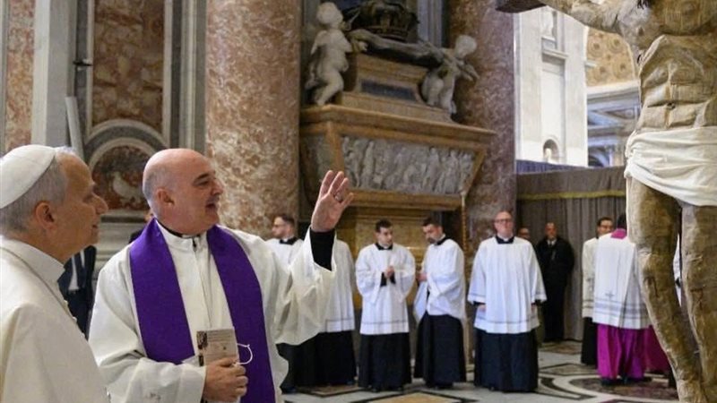 قداسة البابا أثناء