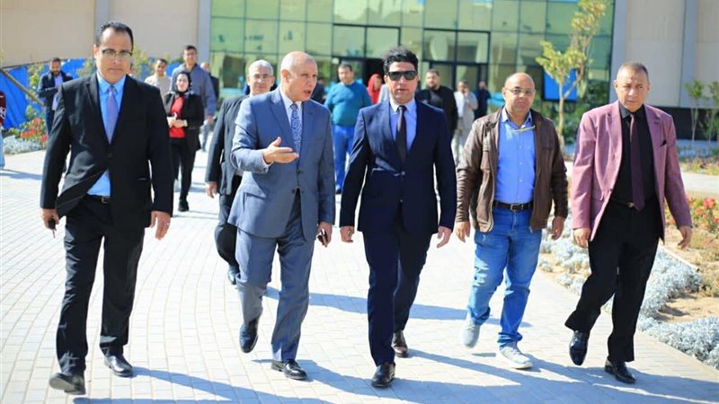 جانب من الزيارة