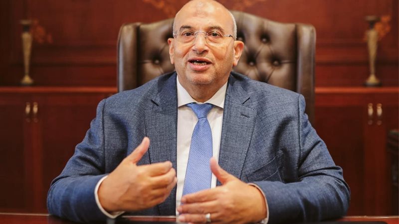 النائب اشرف عبد الغني