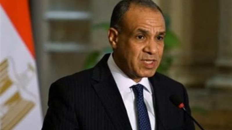 الدكتور بدر عبد العاطي،