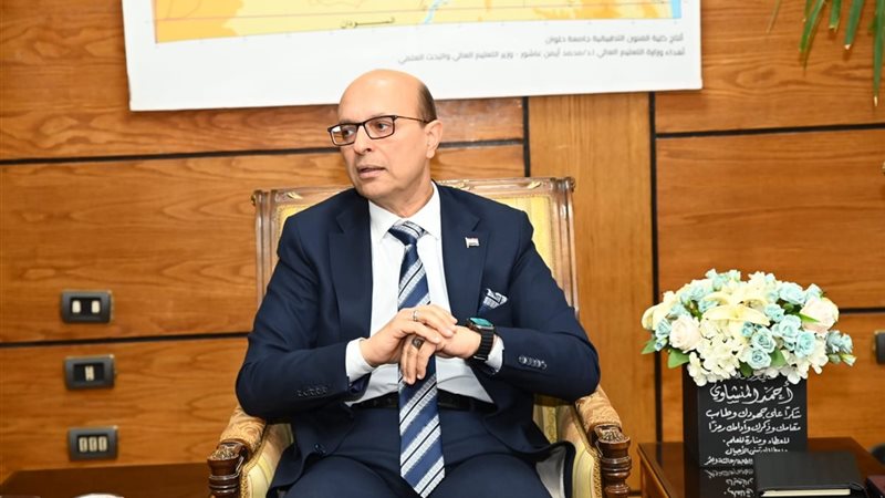 رئيس جامعة أسيوط