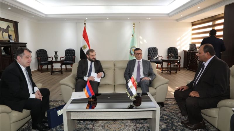 وزير الزراعة المصري