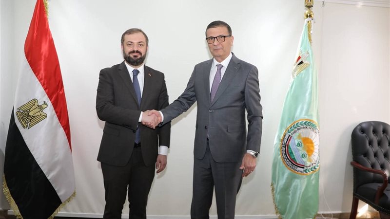 وزير الاقتصاد الأرميني