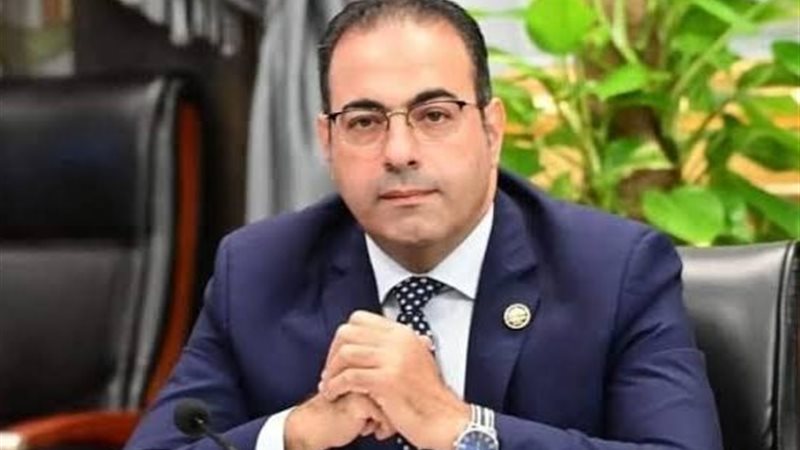 محمود حسين رئيس لجنة