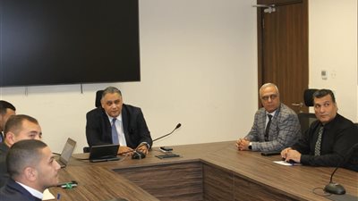 تنمية التجارة الداخلية تبحث توظيف الذكاء الاصطناعي لتطوير خدمات السجل التجاري بالتعاون مع القطاع الخاص