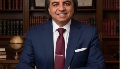 ياريت نحترم خصوصية بعض.. جمال شعبان عن تصوير النجوم بالعزاء