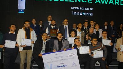 هندسة بنها تحصد جائزة الإبداع والتميز في معرض النقل الذكي والتنقل الكهربائي 