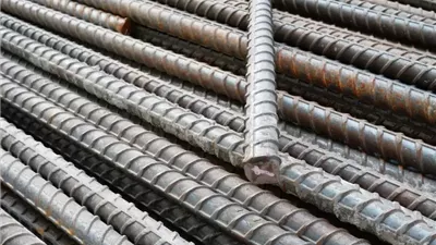 أسعار مواد البناء اليوم الخميس.. انخفاض الحديد وارتفاع طفيف في الأسمنت