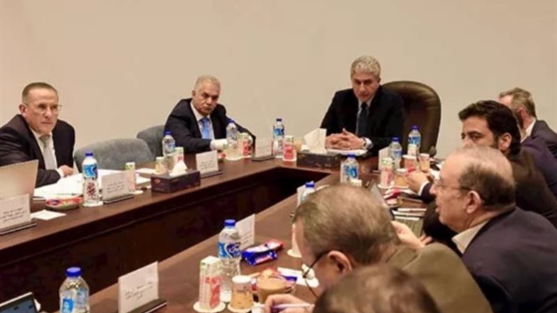 جانب من اجتماع اليوم