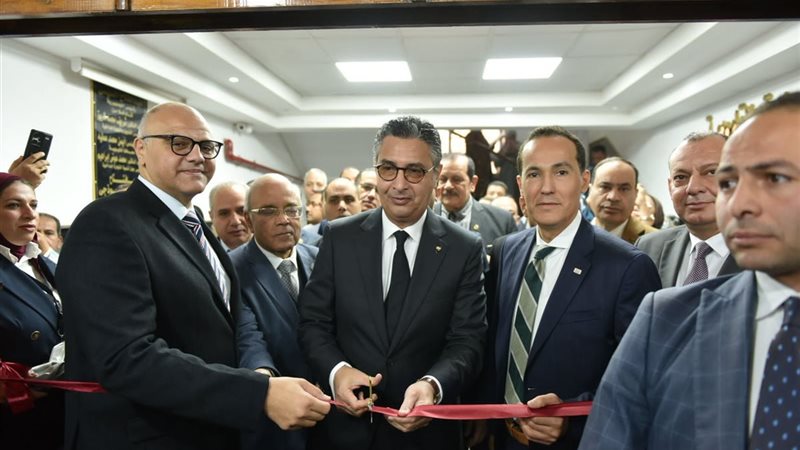 وزير التموين 