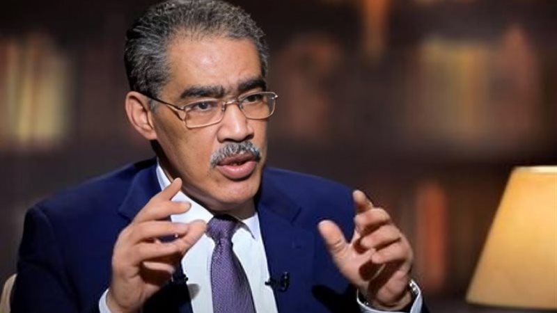 الكاتب الصحفي ضياء