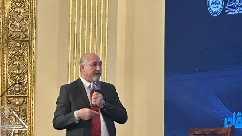 الدكتور مجدي عبدالقادر