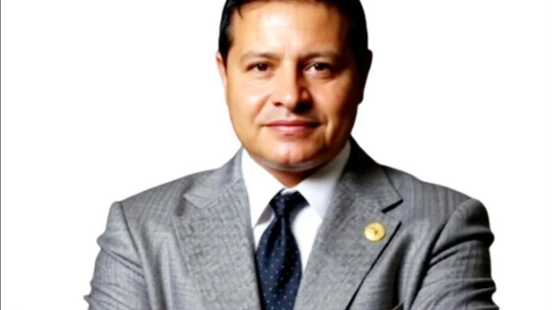 السفير مصطفى الشربيني