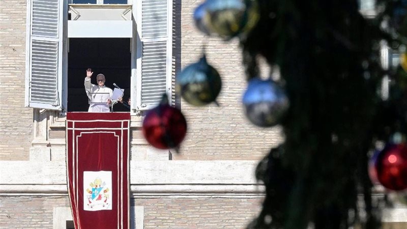 قداسة البابا أثناء