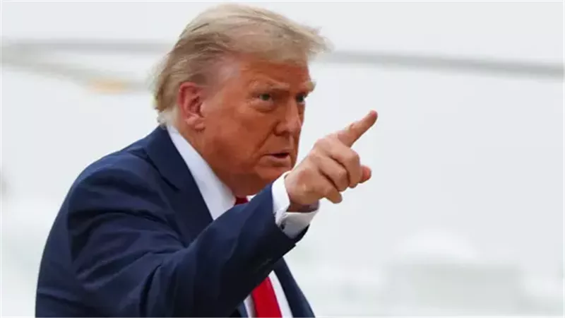 الرئيس الأمريكي دونالد